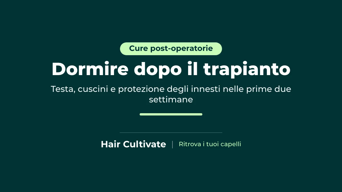 Uomo che dorme sulla schiena con la testa sollevata sui cuscini, come si deve dormire dopo il trapianto di capelli